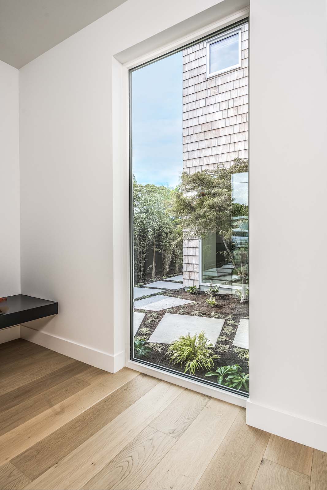 Lentel Construction Scandi-Modern Custom Home