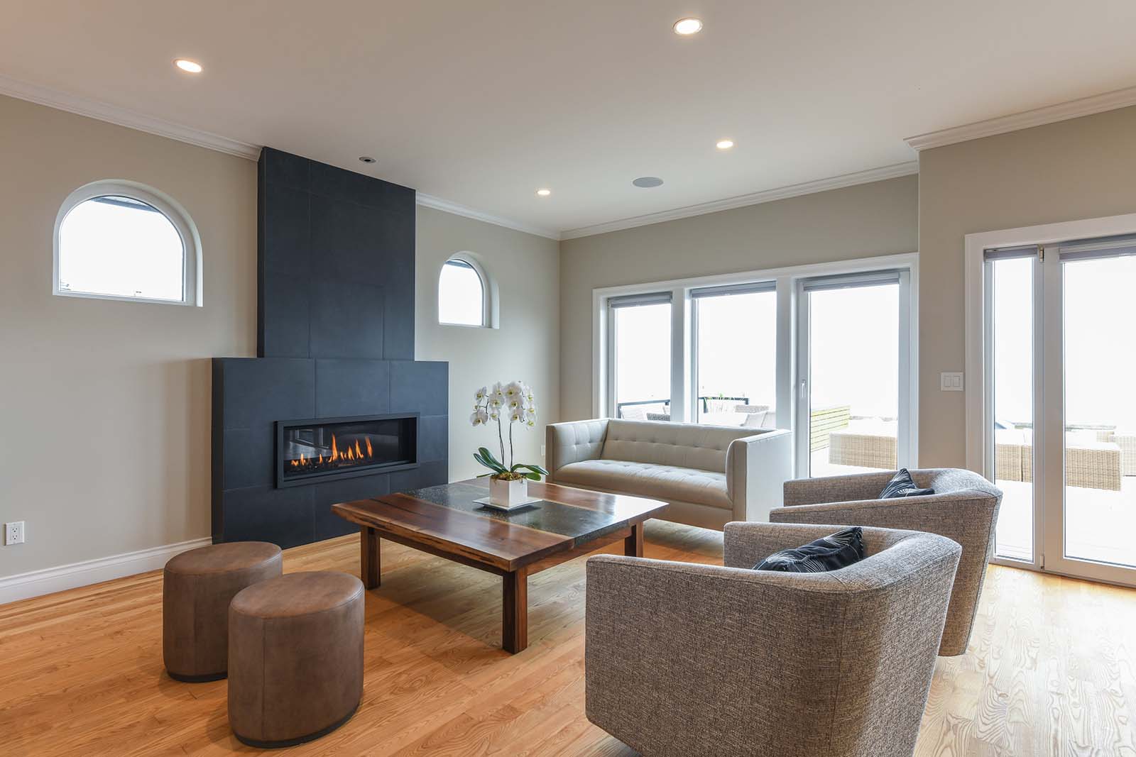 x LentelConstruction BeachfrontEntertainer TGB